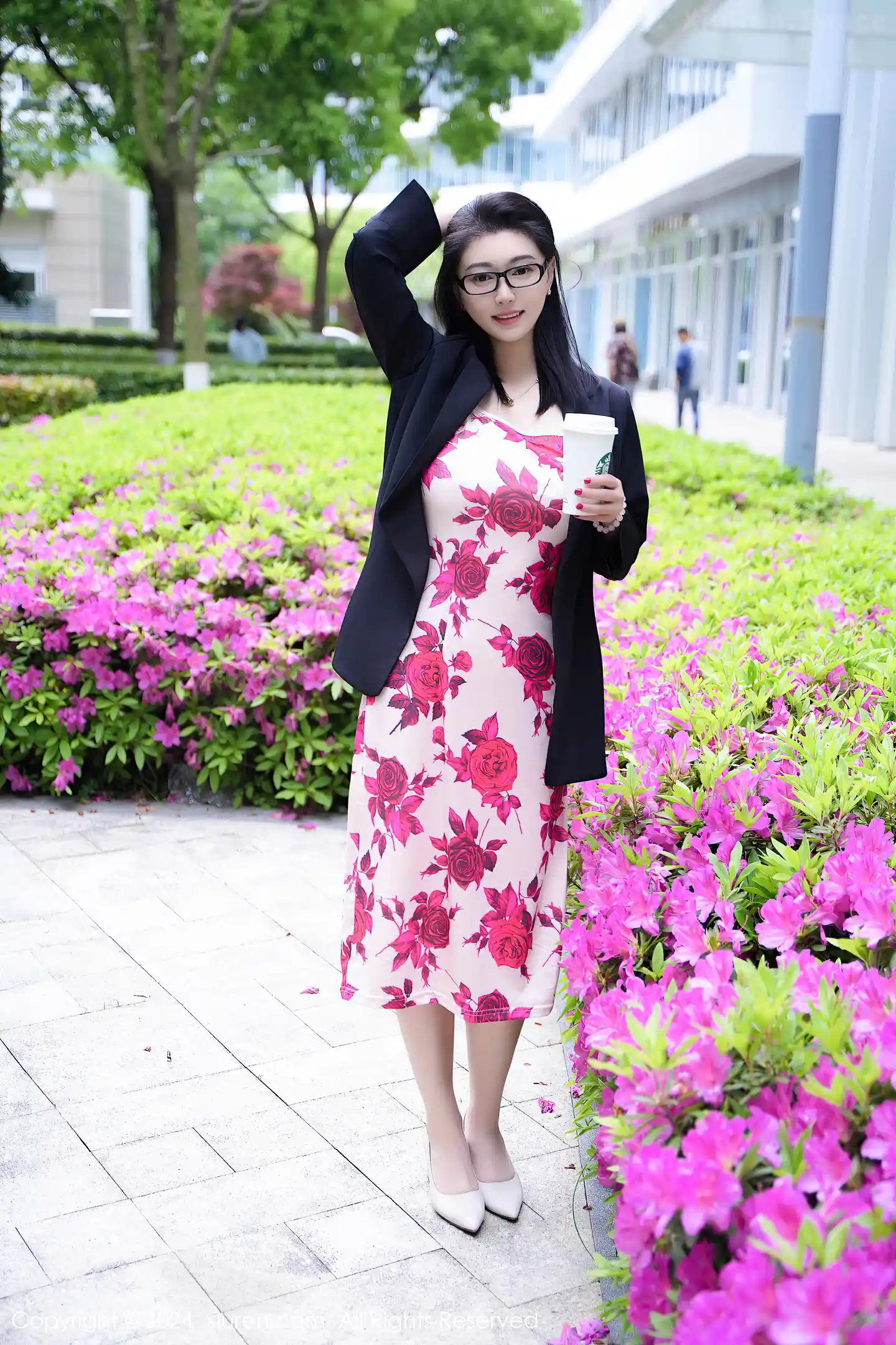 图片[5]-[XiuRen秀人网]VOL.8468 模特雅茹老师厨房场景性感红色图案长裙秀柔美身姿完美诱惑写真79P-秀人网官方网站